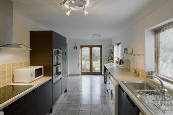 clean kitchen